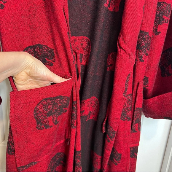 Flyshacker Vintage Men’s Clothing Company Red Black Bear Tie Robe. Size Large. - Picture 10 of 13